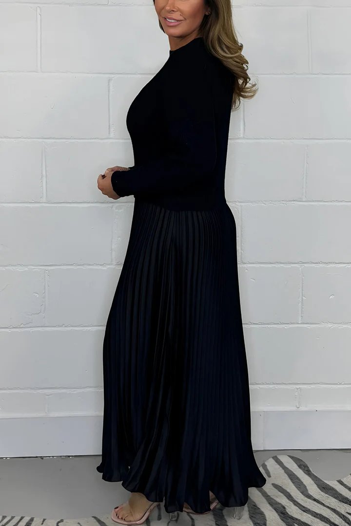 Cathy | Long-Sleeve Dress with Pleated Skirt